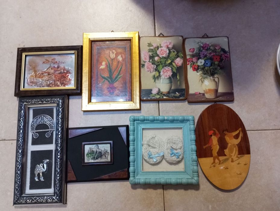 Малки картини рамкирани