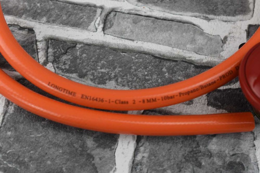 Нов пропан газ и маркуч за фурна барбекю UK Gas regulator V80 37mbar hose 8mm set