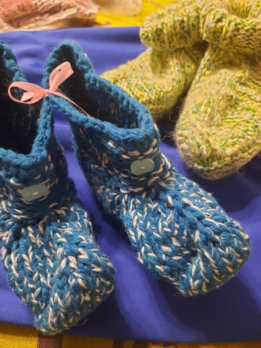 Носки и слипперы детские