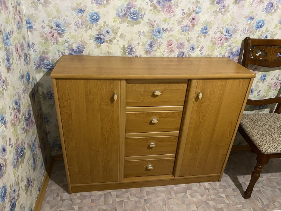 Комод состояние новое.