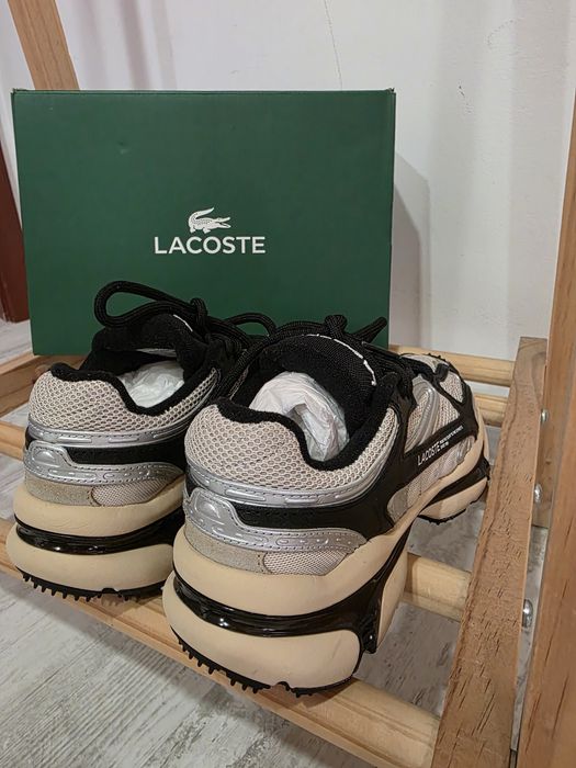 Маратонки Lacoste