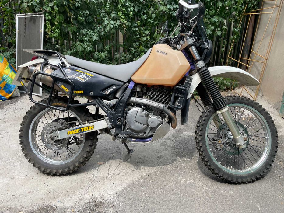 Suzuki DR650ce 1997 г.