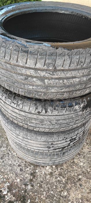 Гуми 4 бр. летни Bridgestone Touranza 17 цола.