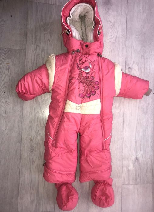 Продам комбинезон для девочки