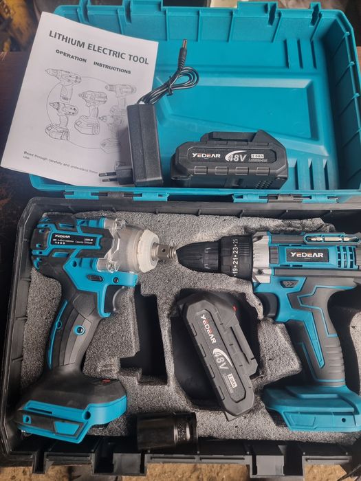 Set bormaşină gaurit + impact cu 2 acumulatori