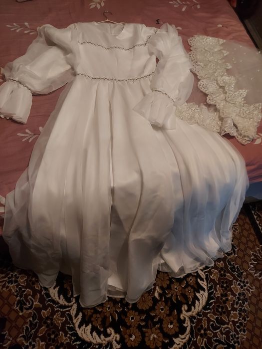 Kelin libosi sotiladi