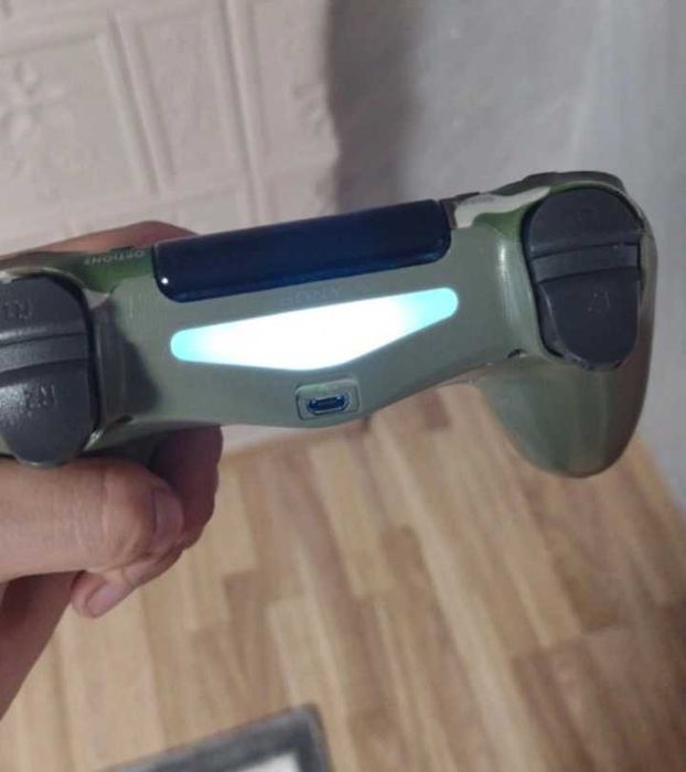 Controler PS 4 .