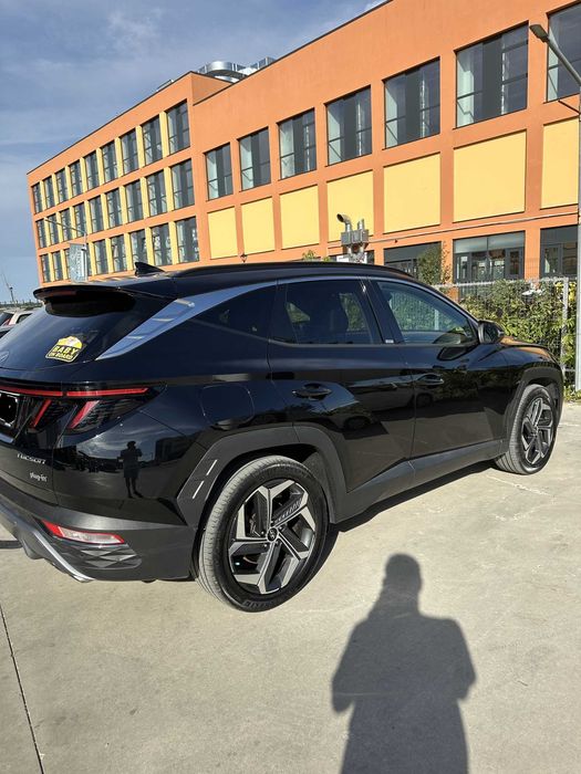 Hyundai Tucson Plug-in 265 CP 4WD Prime, proprietar, carte service