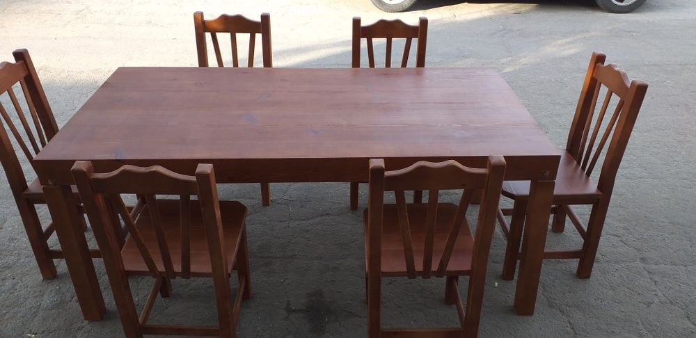 Маси и столове от масив