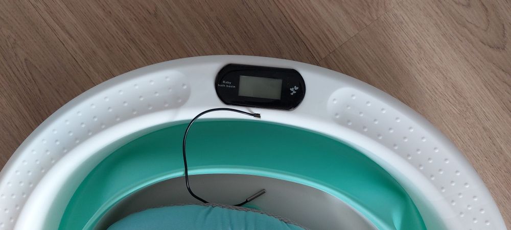 Продам детскую ванночку.