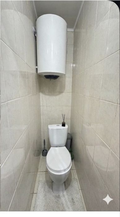 Срочно продам 2 х ком квартиру