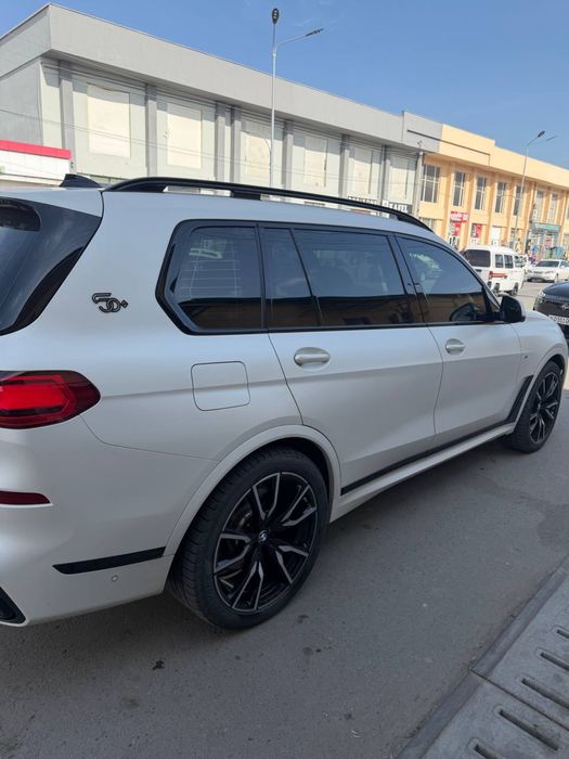 Bmw x7 2022 M  ful