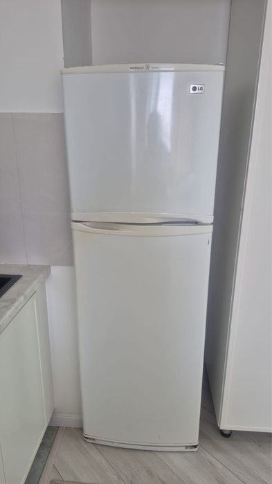 Холодильник б/у LG