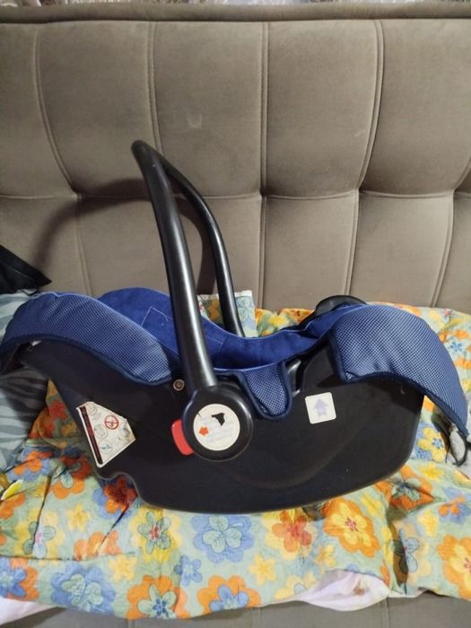 Продам автокресло