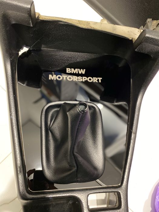 Полка кулисы кпп BMW E34