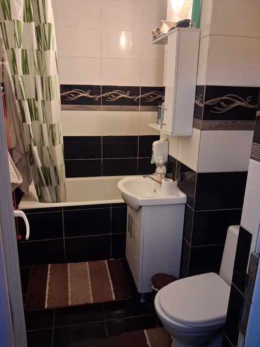 Vand apartament 2 camere in Motru!