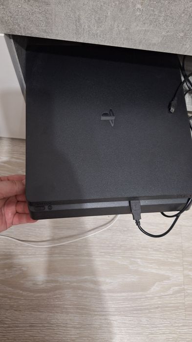 Продам пс 4 Слим