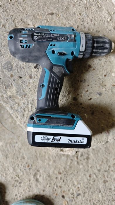 Акумулаторен винтоверт MAKITA DF488D002