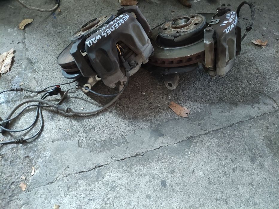 Преден шенкел за Mercedes E350cdi 4matic