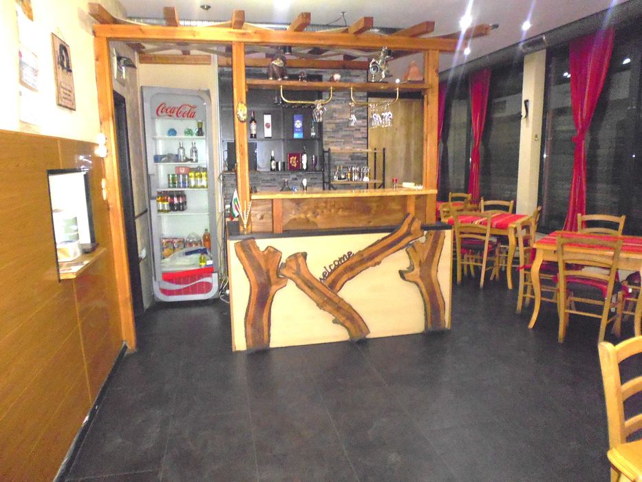 Оборудвано  заведение за продажба в ж.к. Люлин 8, гр. София