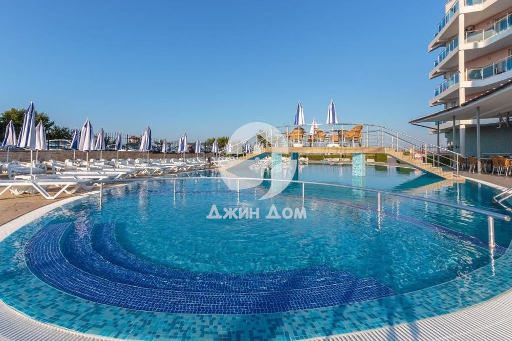 Продава се Двустаен апартамент в Ахелой - 70 кв.м за 620 €/кв.м - Снимка #12