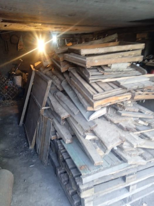 Продаются сухие дрова. Самовывоз.