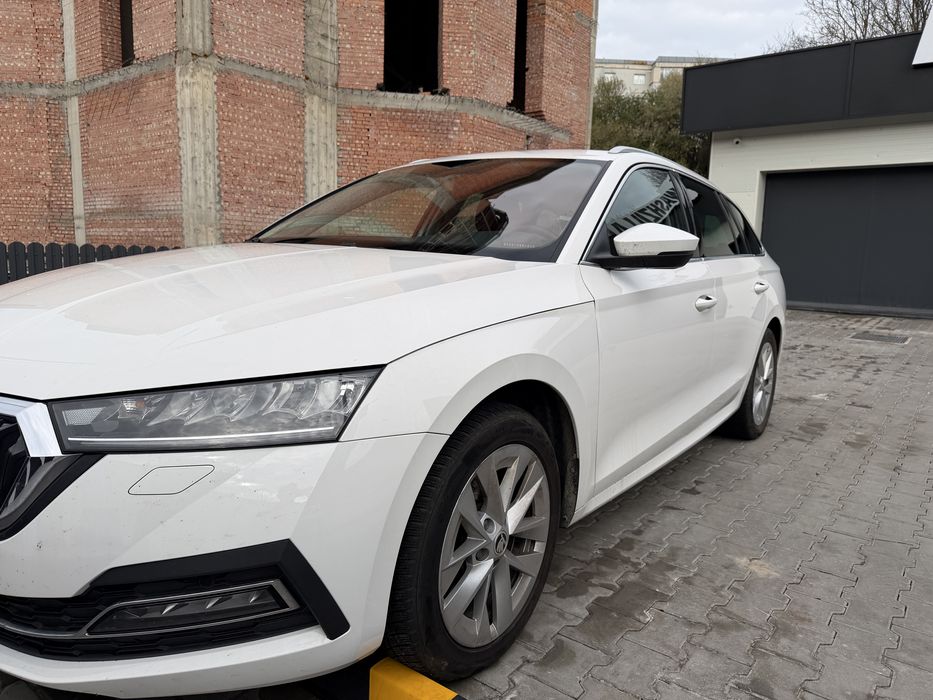 Skoda Octavia IV (2022) 1.5 TSI mHEV