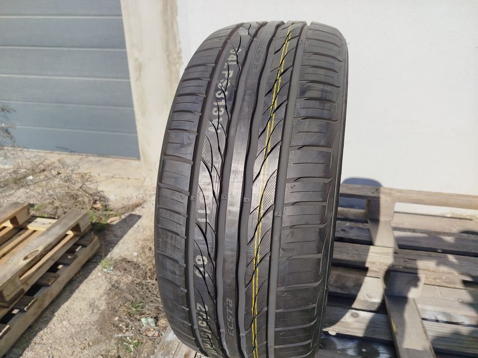 245/50/18 Кумхо ДОТ 2020 г - САМО 1 БРОЙ - Чисто Нова