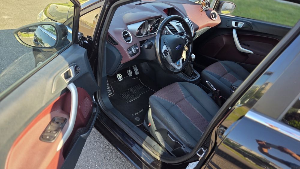 Ford Fiesta 1.6l Diesel Euro 5 Paket Titanium 2012