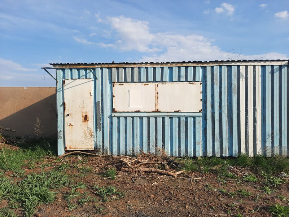 Продам вагончик контейнер