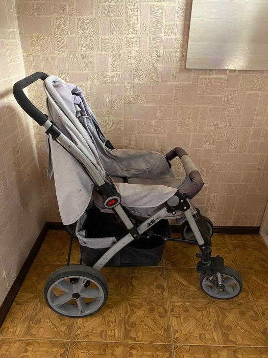 Коляска детскийй