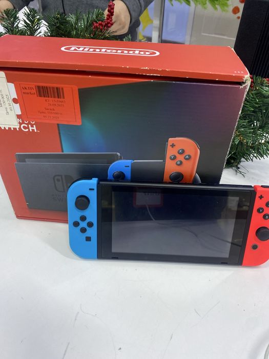 Nindendo SWITCH.