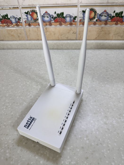 Роутер Netis DL4323