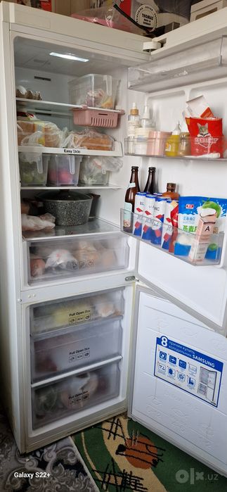 Срочно  продам  холодильник.