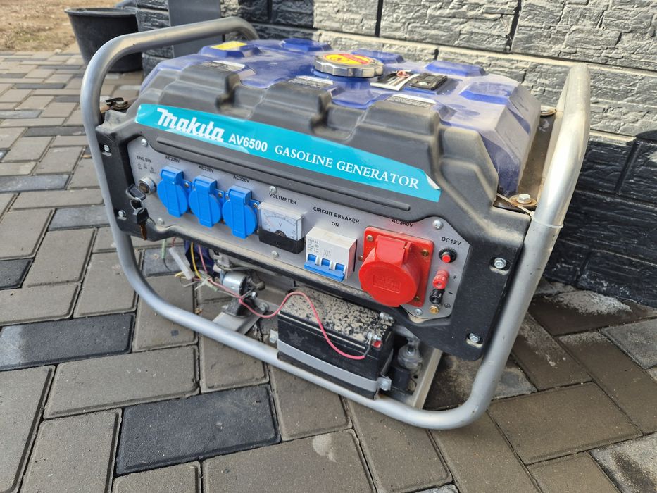 Бензиновый генератор Макита