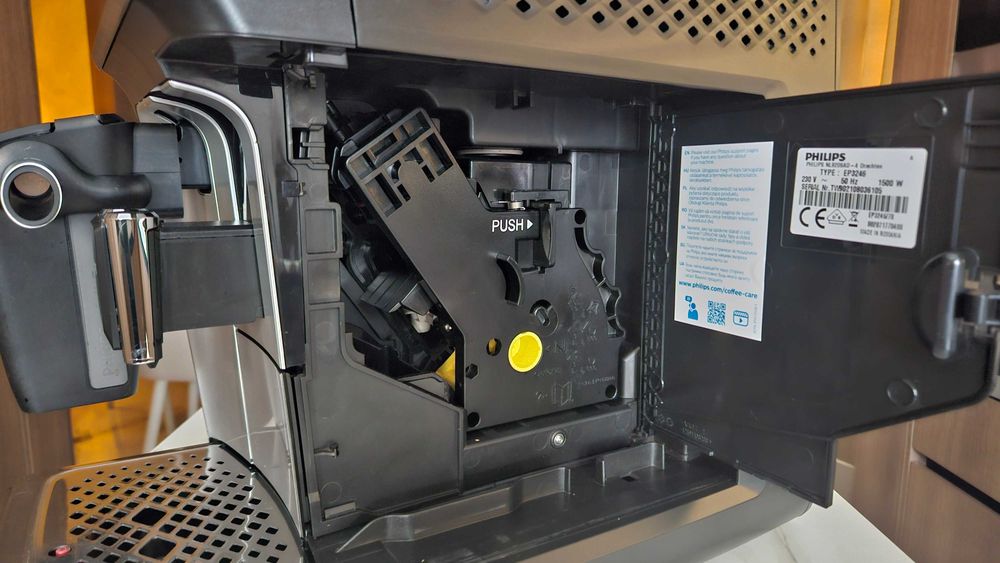 Кафеавтомат Philips EP3246