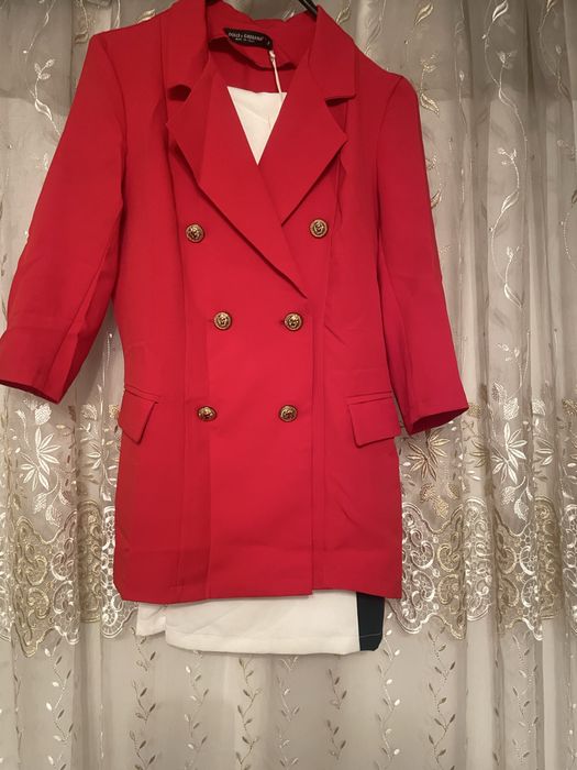 Распродажа женских вещей