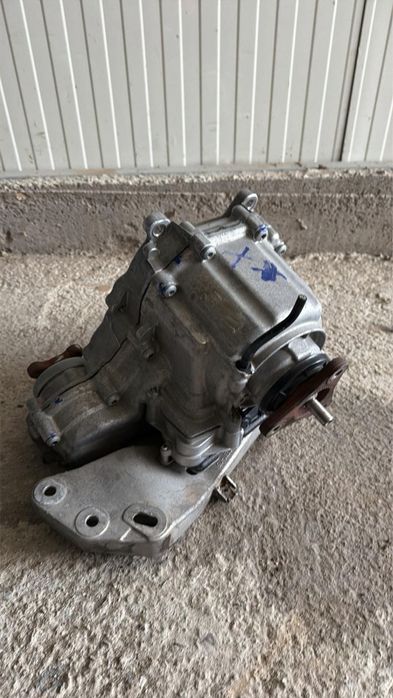 Раздатка Atc35L за Bmw f10 f20 f22 f30 f32 f36 2.0-3.0D 2.0-3.0i