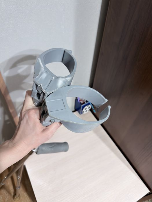 Продам костыли подлокотные