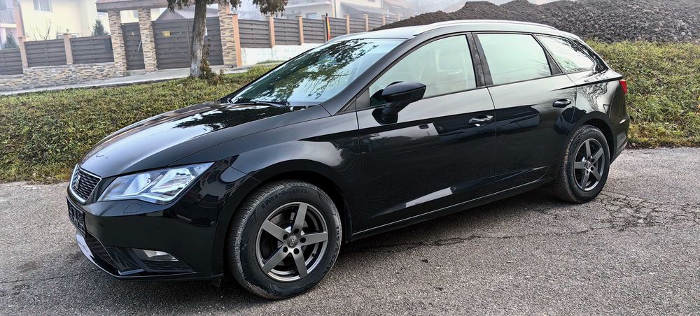 Seat Leon 2015 / DSG /  Euro 6 / Perdelute