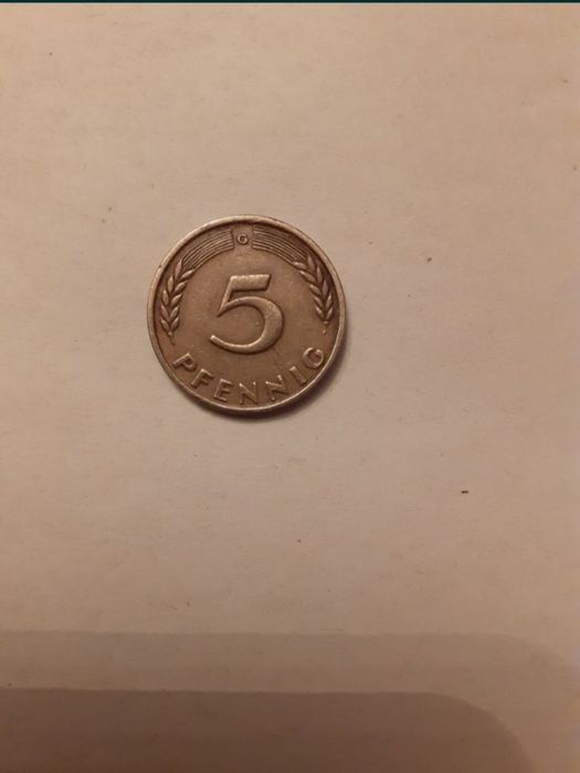 Продаются монеты.