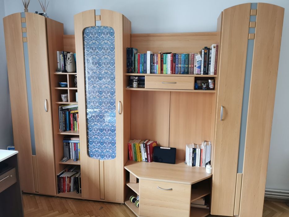Biblioteca sufragerie/mobila /dulap