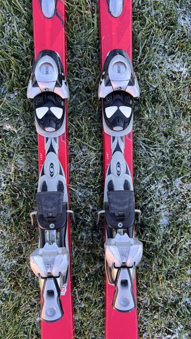 Schiuri Junior Salomon Equipe 10 T + Legături S710