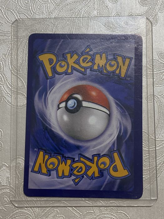 Продаю коллекционные карты Pokemon TCG