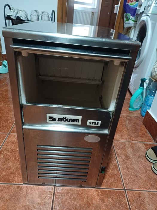 Masina facut gheata profi