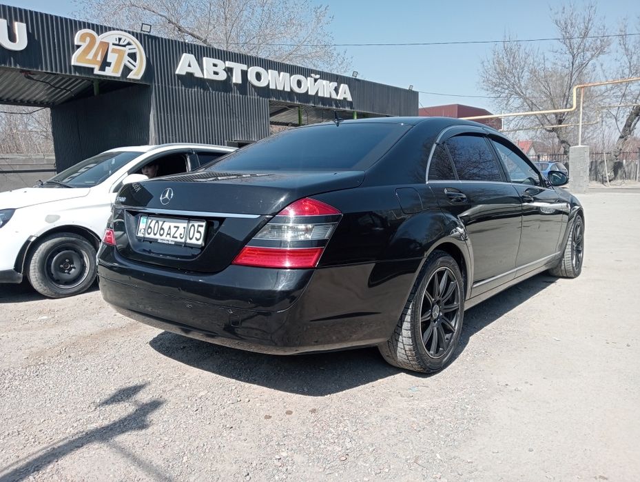 Мерседес S500 в отличном состоянии