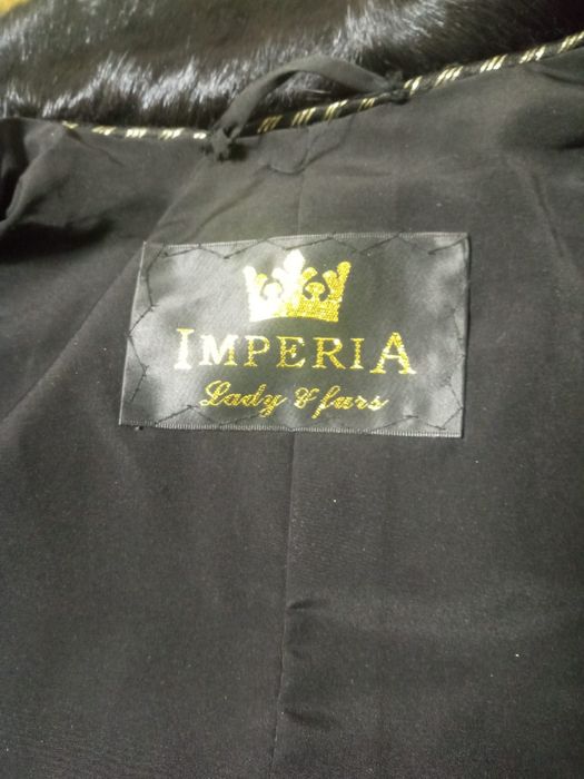 Продам шубу натуральную