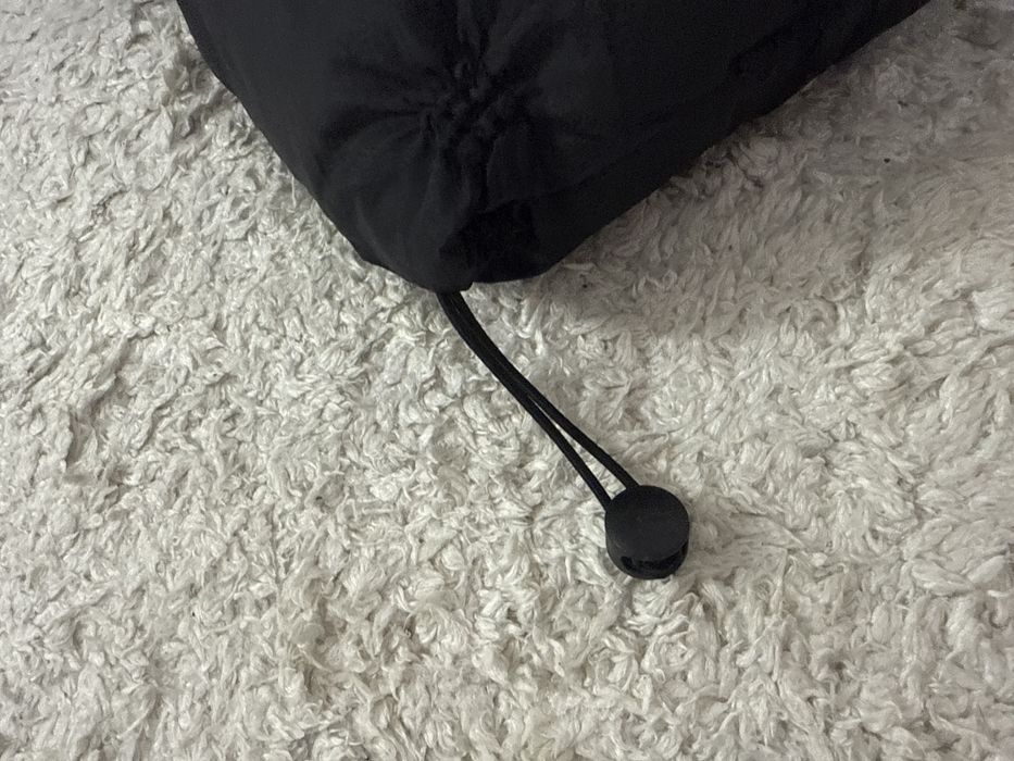 Продам куртку размер С