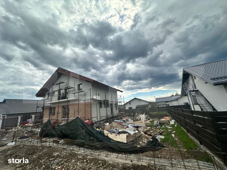 Casa cu mansarda, 123 mp, zona Vorovesti