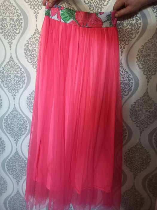 Продам красивые платья